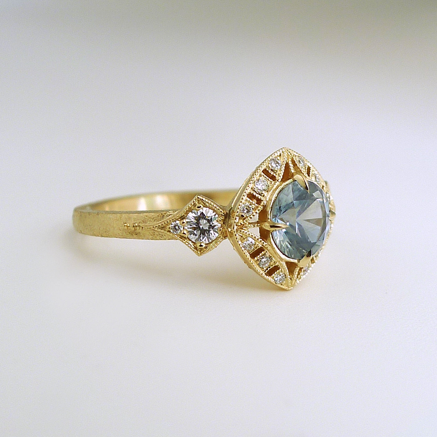 Basilea Ring with Aqua Sapphire