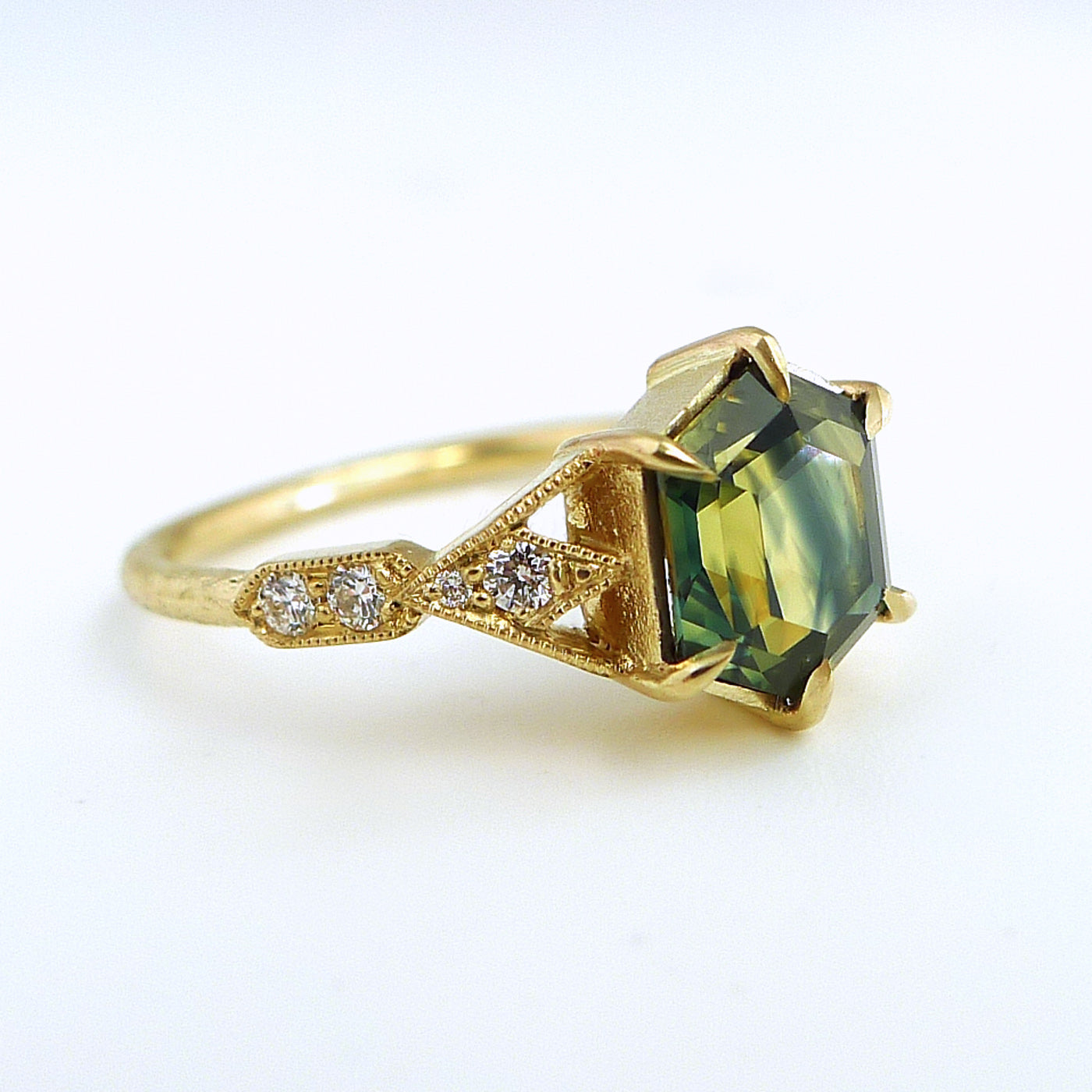 Casia Vestra with 1.98ct Green Sapphire